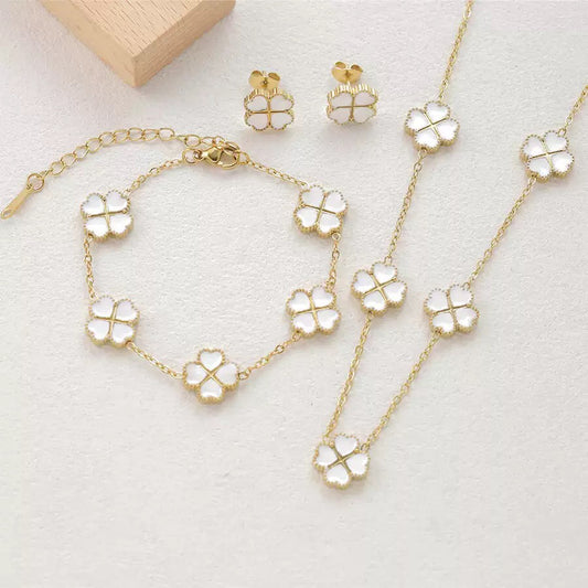 Elegant Clover-Inspired Jewelry Set – Necklace, Bracelet & Earrings